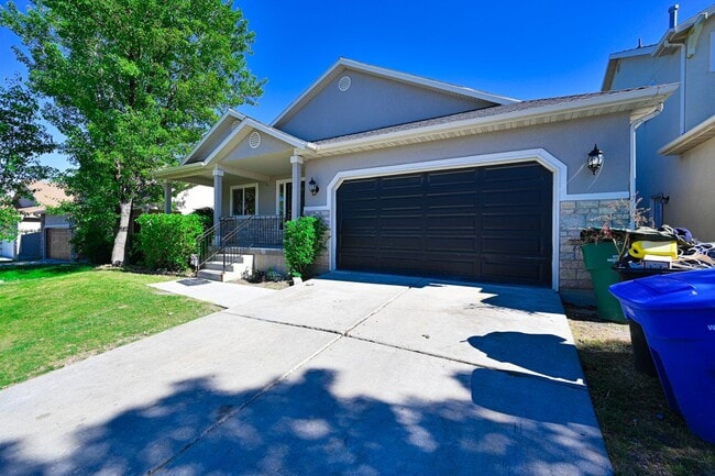 3763 New Village Rd in West Jordan, UT - Building Photo - Building Photo