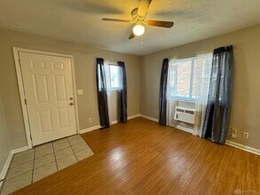 246 Oak St-Unit -A in Dayton, OH - Building Photo - Building Photo