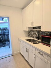 3621 SW 47th Ave in West Park, FL - Building Photo - Building Photo