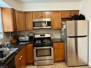 2467 NJ-10 in Morris Plains, NJ - Foto de edificio - Building Photo