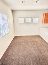 7946 Garden Stone Ct in Las Vegas, NV - Building Photo - Building Photo