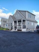 160 S Jerry Cove in South Kingstown, RI - Building Photo