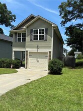 914 W Rowan St in Fayetteville, NC - Building Photo - Building Photo