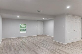 209 Pecan St in Whitesboro, TX - Building Photo - Building Photo