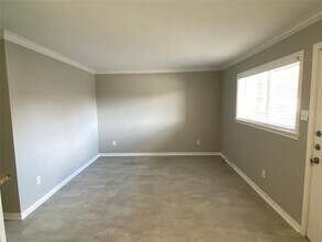 211 W 17th St in Houston, TX - Building Photo - Building Photo