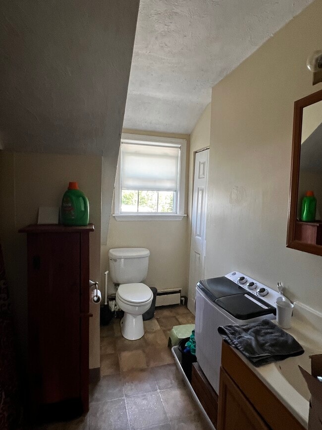 44 N Pearl St in Middleboro, MA - Building Photo - Building Photo
