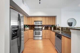 255 NE 3rd Ave, Unit 2316 in Delray Beach, FL - Foto de edificio - Building Photo