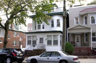 25 Reservoir Ave in Jersey City, NJ - Building Photo - Building Photo