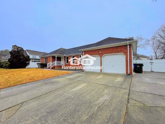 352 Peace Haven Dr in Norfolk, VA - Building Photo - Building Photo