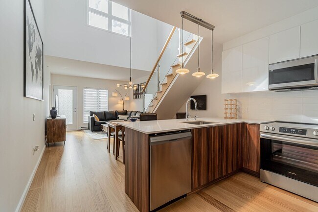 578 Rue Nicolet in Mercier, QC - Building Photo - Building Photo