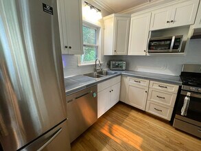 18 Salmon Falls Rd in Buxton, ME - Building Photo - Building Photo