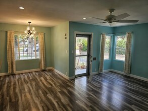 1418 N Maple St in Burbank, CA - Building Photo - Building Photo