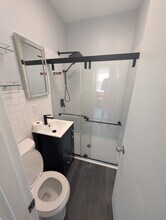 5527 Howe St in Pittsburgh, PA - Foto de edificio - Building Photo