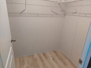 304 Butternut Ct in Belleville, MI - Building Photo - Building Photo