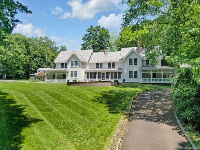 property at 314 Haverstraw Rd