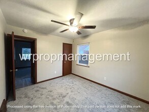 4217 N Lockwood Ave in Toledo, OH - Building Photo - Building Photo