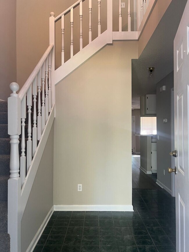 60 Woodfield Pl in Enterprise, AL - Building Photo - Building Photo