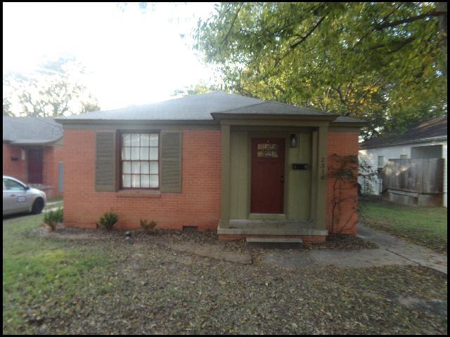 property at 2318 S Louisiana St