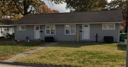 664 N Walnut St in Breese, IL - Building Photo - Building Photo