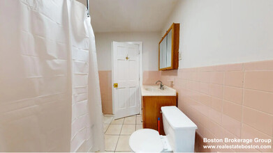 28 Sumner St, Unit 1 in Boston, MA - Building Photo - Building Photo