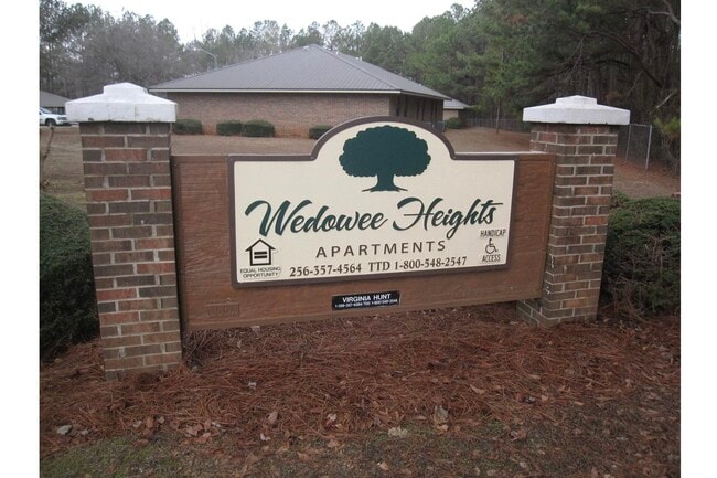 property at 125 Robin Rd