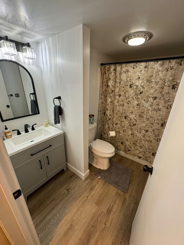 4999 S Eastridge Ln in Murray, UT - Foto de edificio - Building Photo