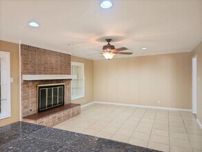 807 Country Club Rd in Georgetown, TX - Building Photo - Building Photo