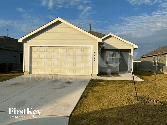 2428 Lake Hls in New Braunfels, TX - Building Photo