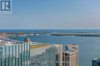 10-5310 York St in Toronto, ON - Building Photo - Building Photo