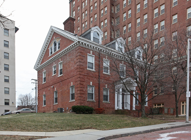 The Mansion Apartments at Cloversdale