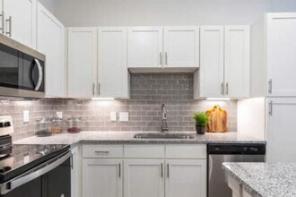 15831 Yorktown Crossing Pkwy in Houston, TX - Building Photo - Building Photo