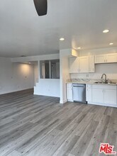 4451 Don Ricardo Dr in Los Angeles, CA - Building Photo - Building Photo