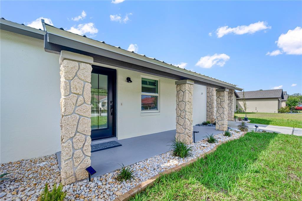 77 Freeport Ln in Palm Coast, FL - Building Photo