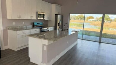 6805 Heavitree Dr in Sebring, FL - Building Photo - Building Photo