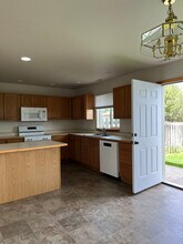 1981 Greatview Dr in Kalispell, MT - Building Photo - Building Photo