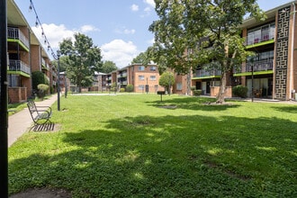Bloom Apartments II in Richmond, VA - Building Photo - Building Photo