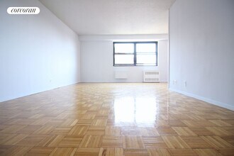 401 2nd Ave in New York, NY - Building Photo - Building Photo