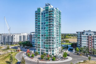 Central Tower Apartments in Edmonton, AB - Building Photo