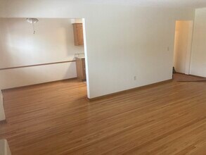 The Heritage Apartments in Edina, MN - Foto de edificio - Building Photo