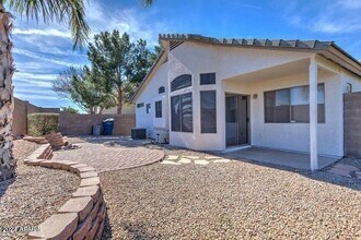 2131 S Peppertree Dr in Gilbert, AZ - Building Photo - Building Photo