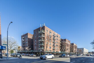 149-45 Northern Blvd in Flushing, NY - Building Photo - Building Photo