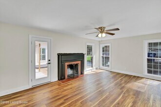 7613 Norbourne Ave in Louisville, KY - Building Photo - Building Photo