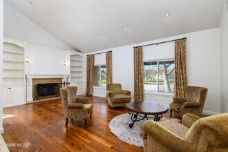 2872 E Panamint Ct in Westlake Village, CA - Building Photo - Building Photo