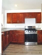 44 Howard St in Bloomfield, NJ - Building Photo - Building Photo
