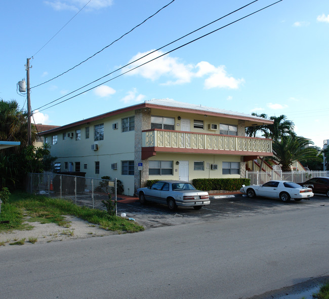 Sunny Sky in Fort Lauderdale, FL - Building Photo - Building Photo