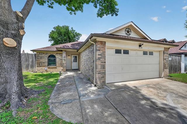 property at 1419 Woodfern Dr