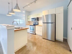 1111 S Akard St in Dallas, TX - Building Photo - Building Photo