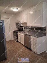 1014 Wildwood Ln in Spartanburg, SC - Building Photo - Building Photo