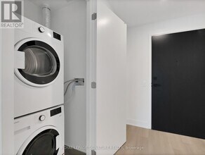 36 Olive Ave in Toronto, ON - Building Photo - Building Photo