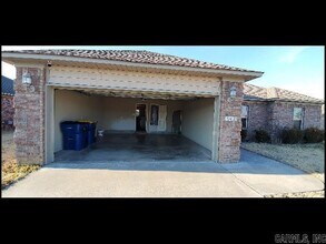 2405 Canterbury Ln in Cabot, AR - Building Photo - Building Photo